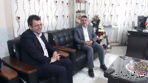 دیدار مدیر کل کمیته امداد با فرماندار مینودشت